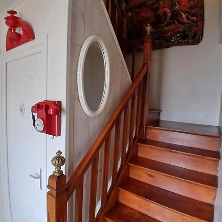B&B Chez Annie Saint-Martin-de-Gurçon Εξωτερικό φωτογραφία