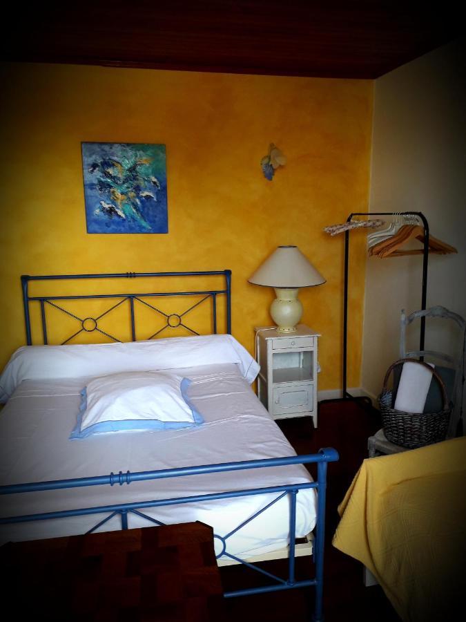 B&B Chez Annie Saint-Martin-de-Gurçon Εξωτερικό φωτογραφία